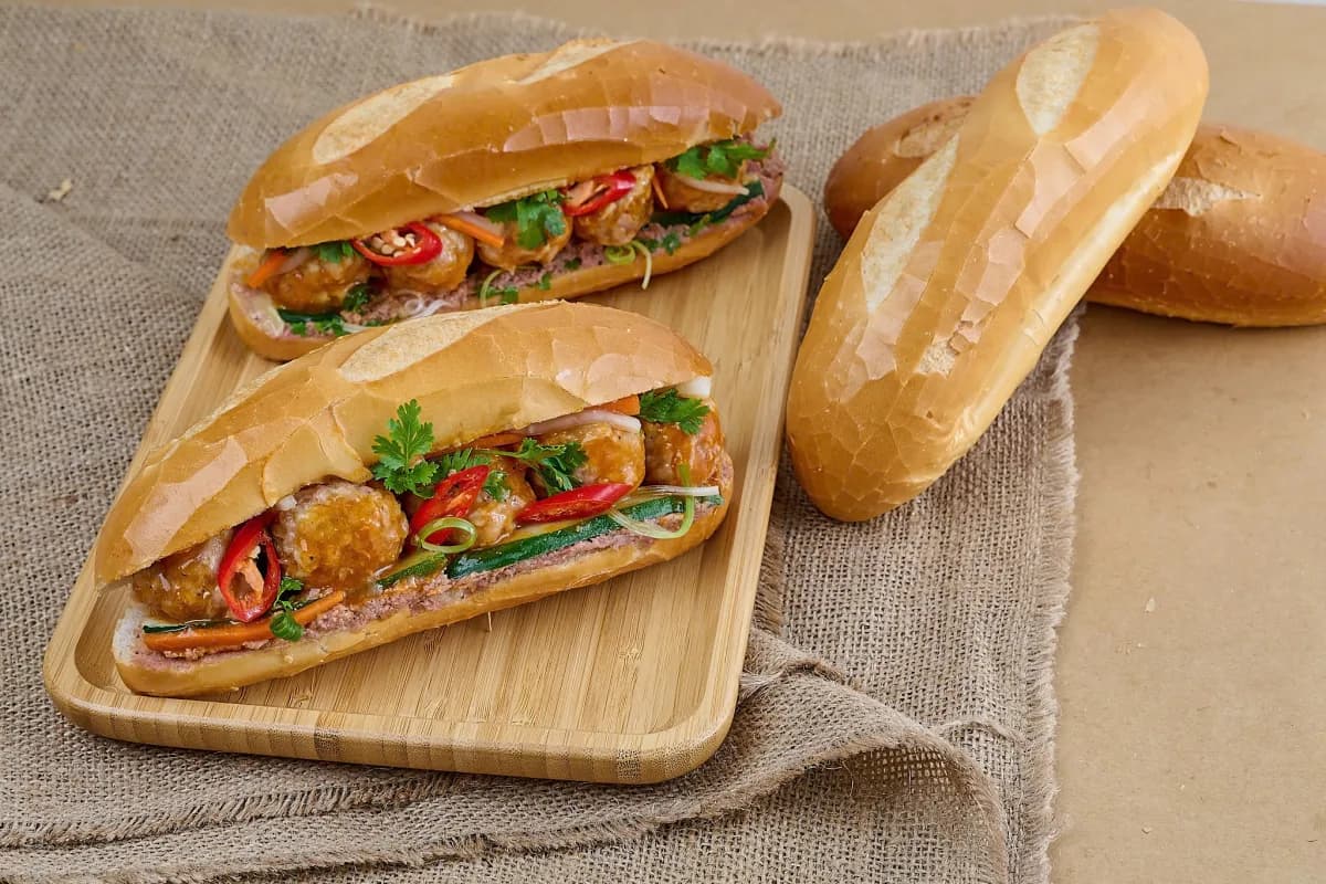 Ảnh minh họa Chương Trình Bánh Mì